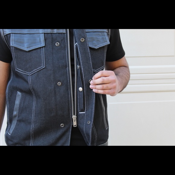 Men’s Motorcycle Leather And Denim Concealed Carry Vest - Picture 4 of 8